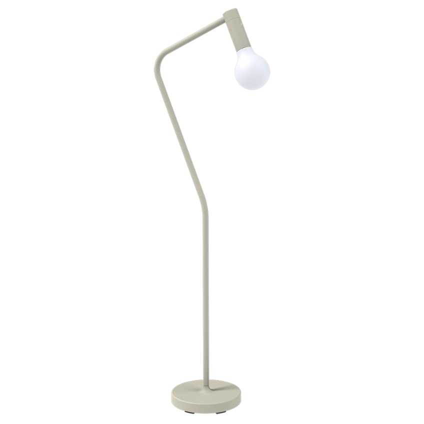 Světle šedá kovová nabíjecí stojací LED lampa Fermob Aplo 138 cm